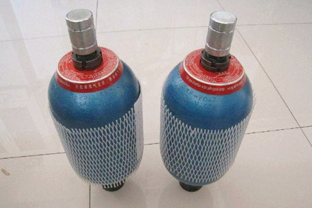 廠(chǎng)家生產(chǎn)活塞式蓄能器時(shí)需注意哪些？