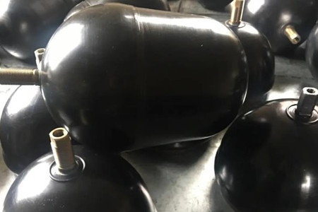 囊式蓄能器壓力嚴(yán)重降低？泄漏是主要原因！